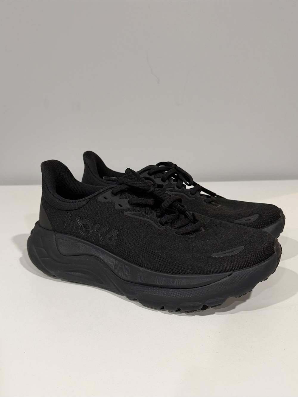 Hoka Arahi 8 Black Lightweight Running Shoes 8.5